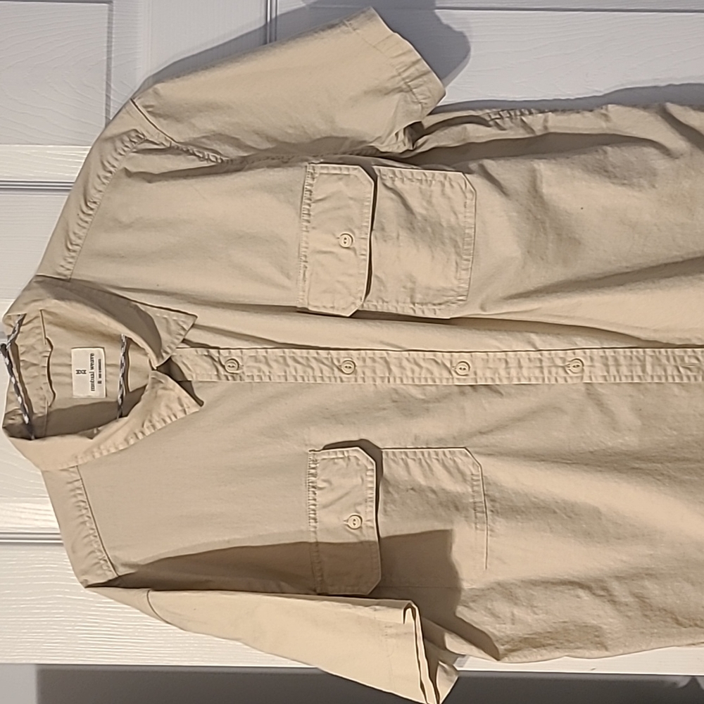 MUTUAL WEAVE BRAND MEN'S KHAKI SHORT SLEEVES FRONT BUTTON SHIRT SIZE XL